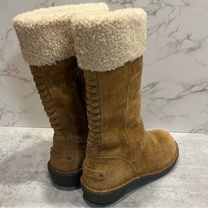 UGG KARYN Chestnut Suede Sheepskin Cuff Zip Mid calf Boots Women Size US 6